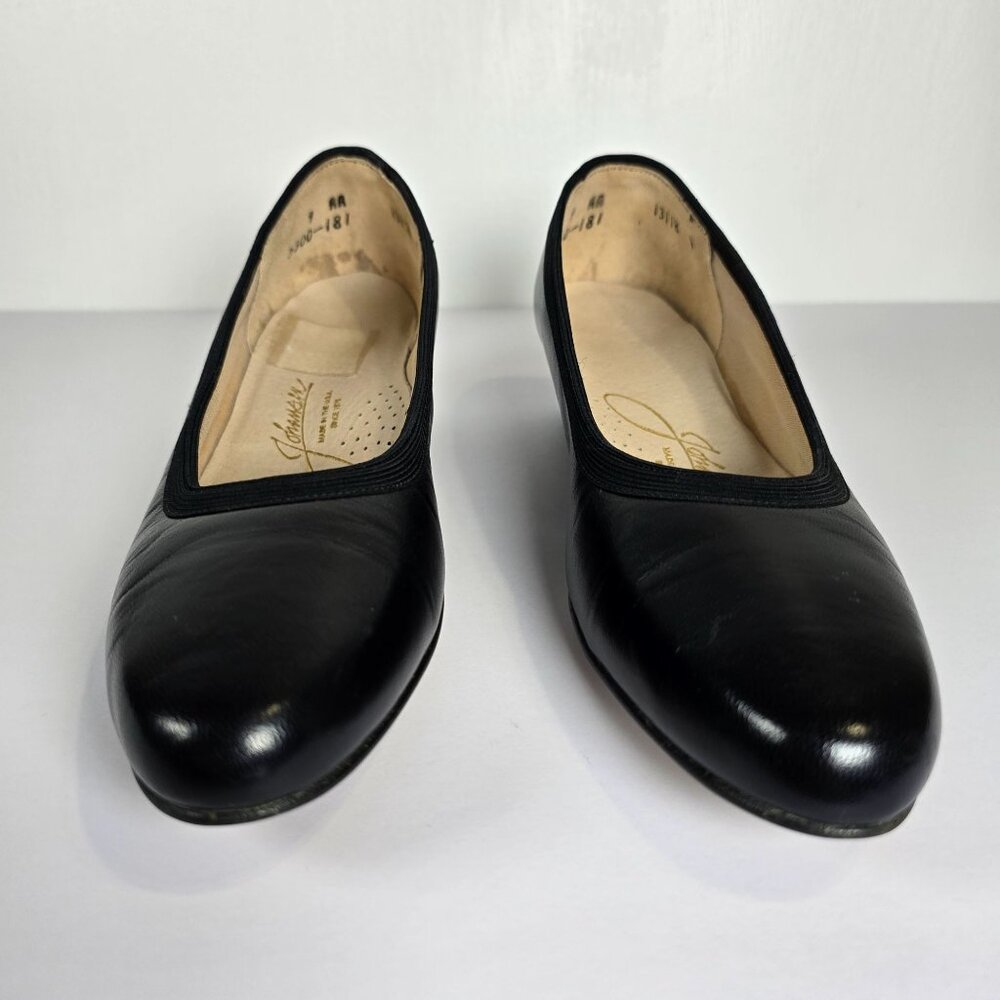 Vintage Johansen Black Leather 1.25" Kitten Heels Slip-On 9AA Made In USA - Picture 5 of 11